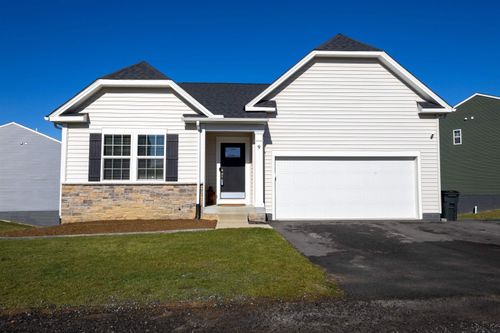 9 Iron Ridge Rd, Fairmont, WV, 26554-3798 | Card Image