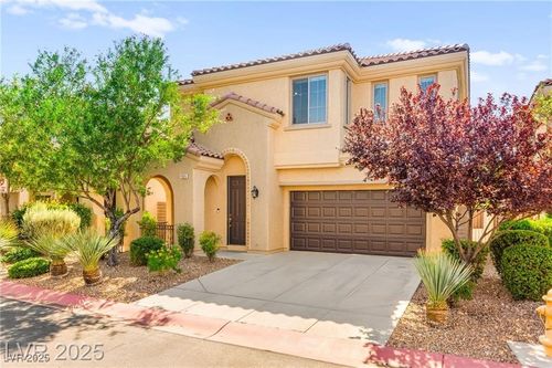 11925 Luna Del Mar Ln, Las Vegas, NV, 89138-4526 | Card Image