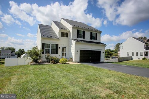 6816 Pennington Dr, FAYETTEVILLE, PA, 17222-9385 | Card Image