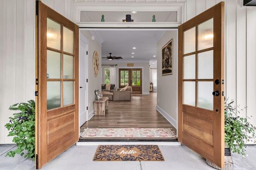 182 Longleaf Dr, Walterboro, SC, 29488-2981 | Card Image