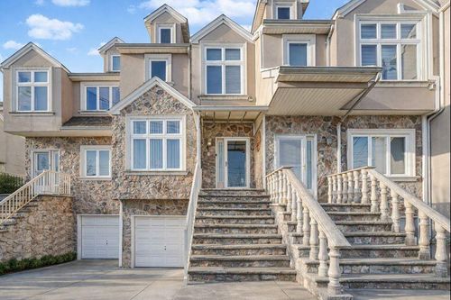 16 Colon Ave, Staten Island, NY, 10308-2219 | Card Image