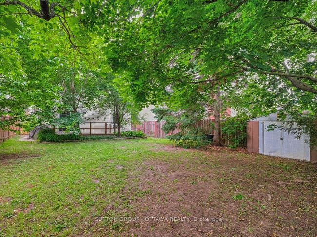 1112 St Germain Cres, House other with 4 bedrooms, 2 bathrooms and 2 parking in Orleans ON | Image 48