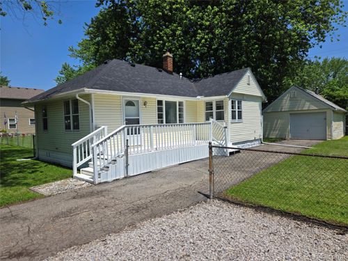 3263 Beechwood St, Monroe, MI, 48162-4467 | Card Image