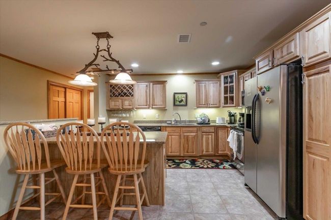 2708 - 2017-8 S Czech Xing, Condo with 3 bedrooms, 2 bathrooms and null parking in Arkdale WI | Image 10