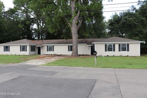 554-556 Loposser Ave, Gulfport, MS, 39507-2512 | Card Image