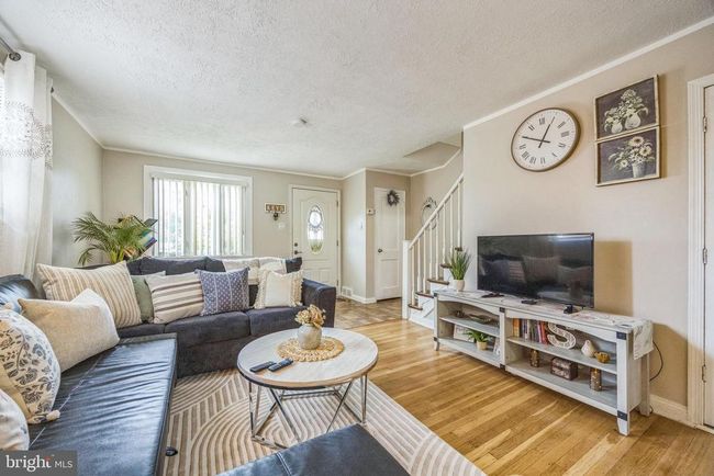 417 Madison Ave, Home with 3 bedrooms, 1 bathrooms and null parking in PROSPECT PARK PA | Image 4