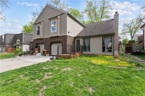 421 Ne 90th Ter, Kansas City, MO, 64155-2445 | Card Image