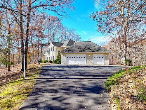 838 Peachtree Hills Rd, Murphy, NC, 28906-3655 | Card Image