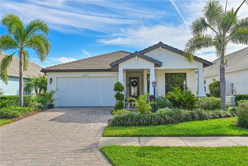 8023 Sandstar Way, SARASOTA, FL, 34240-1214 | Card Image