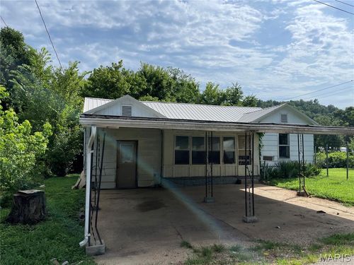 636 Daniels St, Piedmont, MO, 63957-1508 | Card Image