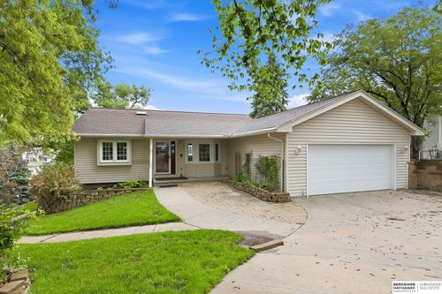 1104 Murray Pt, Plattsmouth, NE, 68048-4776 | Card Image