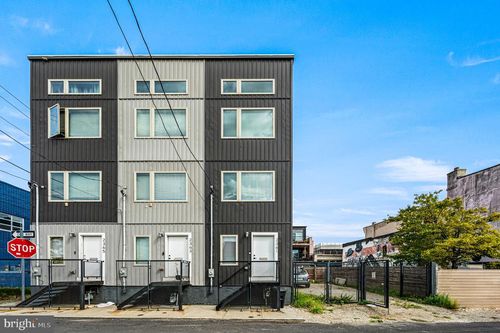 2361 N Hope St, PHILADELPHIA, PA, 19133-3725 | Card Image
