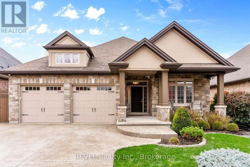 4 Tulip Tree Road, Niagara-on-the-Lake (St. Davids), ON, L0S1J0 | Card Image