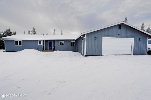 845 Set Net Dr, Kenai, AK, 99611-8825 | Card Image