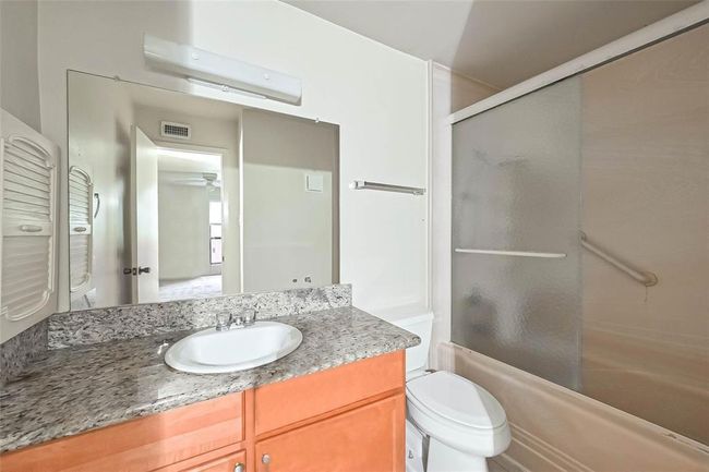 APT-27 - 3045 Walnut Bend Ln, House attached with 3 bedrooms, 2 bathrooms and null parking in Houston TX | Image 9
