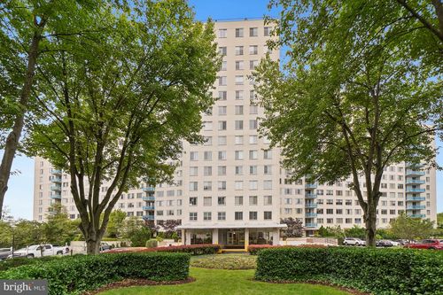 605-10500 Rockville Pike, ROCKVILLE, MD, 20852 | Card Image