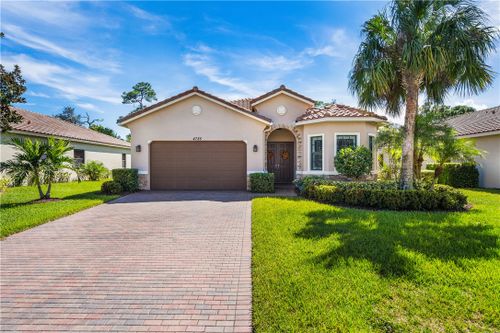 4785 55th Street, Vero Beach, FL, 32967 | Card Image