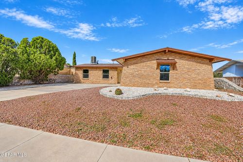 4525 Aries Dr, El Paso, TX, 79924-1705 | Card Image