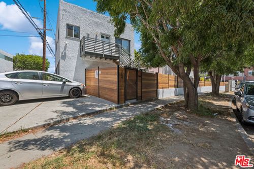 254 5th Ave, Venice, CA, 90291-2641 | Card Image