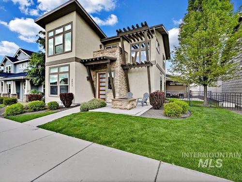 2955 S Shadywood Way, Boise, ID, 83716-7053 | Card Image