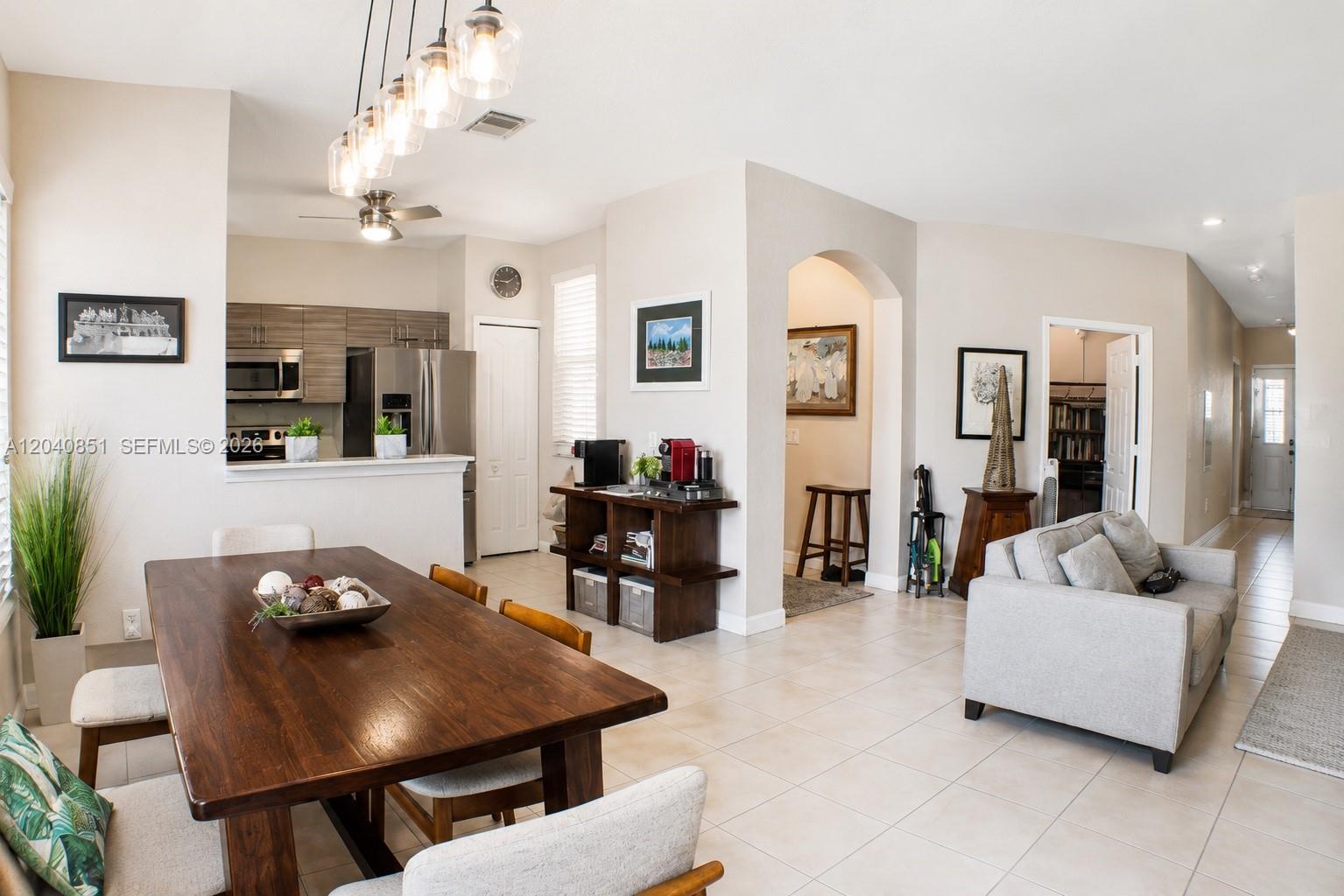 Residential in Miramar 4