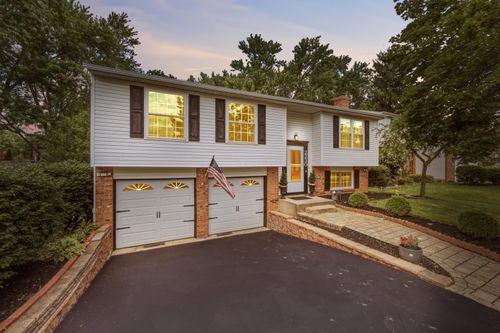 2230 Summit View Rd, Powell, OH, 43065-9057 | Card Image