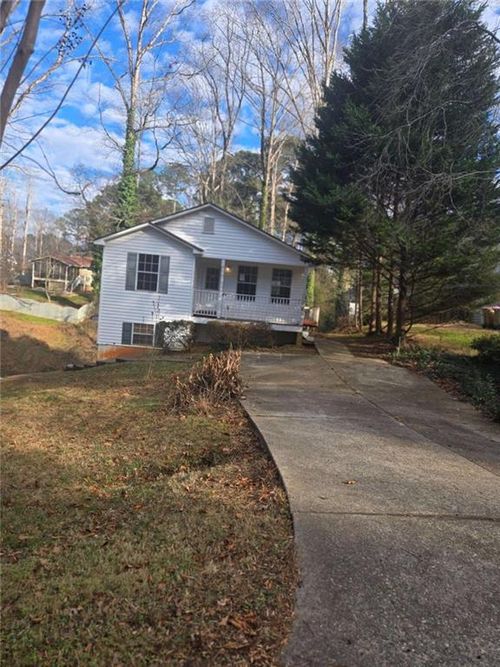 3025 Mangum Dr, Cumming, GA, 30041-9079 | Card Image