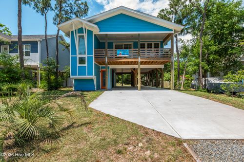 119 Ne 27th St, Oak Island, NC, 28465-5902 | Card Image