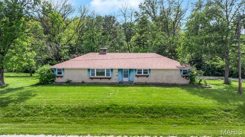 6137 Floraville Rd, Millstadt, IL, 62260-2507 | Card Image