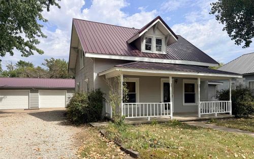 214 W Main St, Lincolnville, KS, 66858-9896 | Card Image