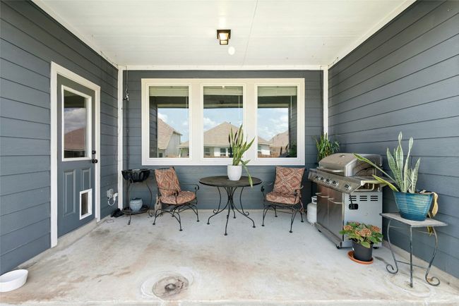 Cute covered back patio | Image 20