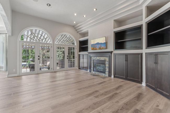 1601 Cedar Bend, House other with 5 bedrooms, 4 bathrooms and null parking in Hartland WI | Image 16