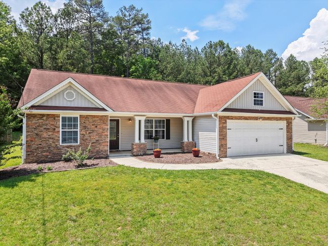 1038 Colony Cir, Home with 3 bedrooms, 2 bathrooms and 2 parking in Fort Oglethorpe GA | Image 4