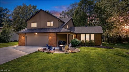 5062 Lansdowne Dr, Solon, OH, 44139-1227 | Card Image