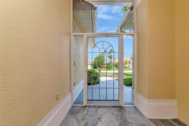 700 Silk Oak Drive, House other with 3 bedrooms, 2 bathrooms and null parking in Venice FL | Image 8