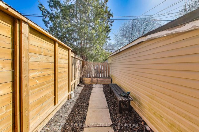 97 Roseheath Ave, House attached with 2 bedrooms, 2 bathrooms and null parking in Toronto ON | Image 28