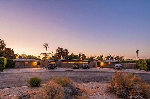 2200 E Sahara Rd, Palm Springs, CA, 92262-3582 | Card Image