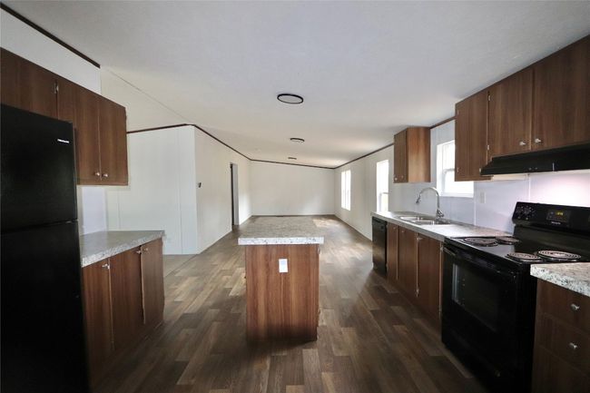 186 Pine Shadow Ln, House other with 3 bedrooms, 2 bathrooms and null parking in Bastrop TX | Image 10