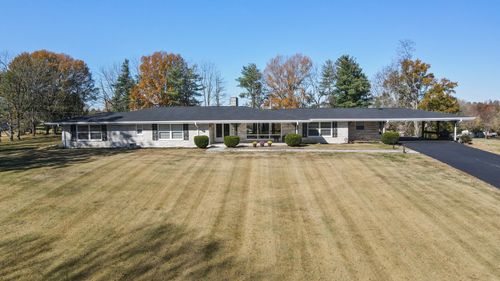 676 Ferguson Hill Rd, Lafayette, TN, 37083-1832 | Card Image