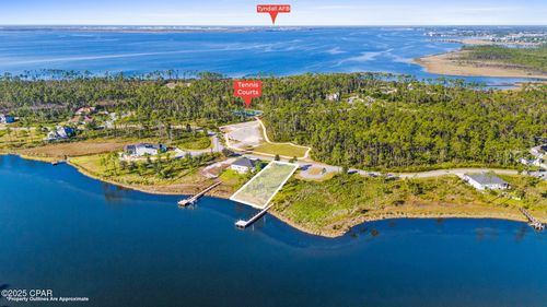 935 Tidewater Ln, Panama City, FL, 32404-4637 | Card Image