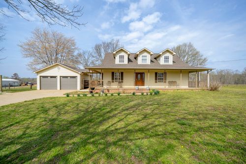 1896 Purdy Beauty Hill Rd, Bethel Springs, TN, 38315-4363 | Card Image