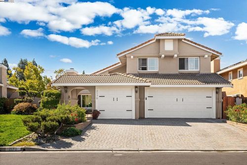 2170 Canyon Crest Ave, San Ramon, CA, 94582-4890 | Card Image