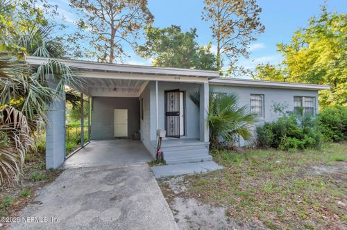 6109 Strawflower Pl, JACKSONVILLE, FL, 32209-2042 | Card Image