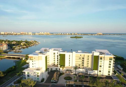 512-1020 Sunset Point Rd, CLEARWATER, FL, 33755-1485 | Card Image