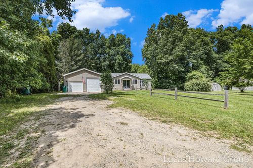 3155 Cowboy Cove Ln, Ionia, MI, 48846-8753 | Card Image