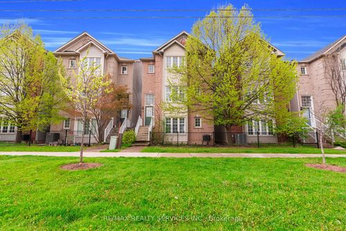 28-5110 Fairview Street, Burlington, ON, L7L7H6 | Card Image