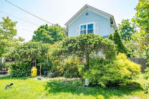 26 Lakeland Ave, Patchogue, NY, 11772-2276 | Card Image