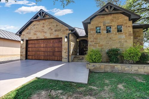 311 Short Circuit, Horseshoe Bay, TX, 78657-5637 | Card Image