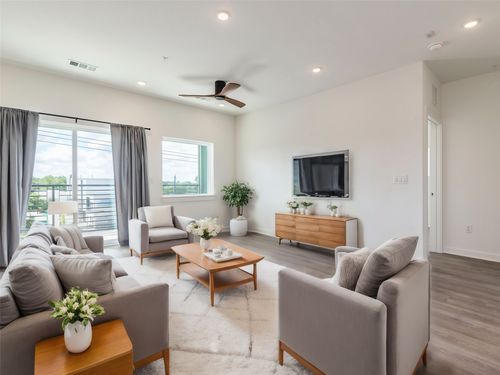 apt-310-4802 S Congress Ave, Austin, TX, 78745-2593 | Card Image