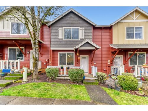 38573 Cascadia Village Dr, Sandy, OR, 97055-5389 | Card Image